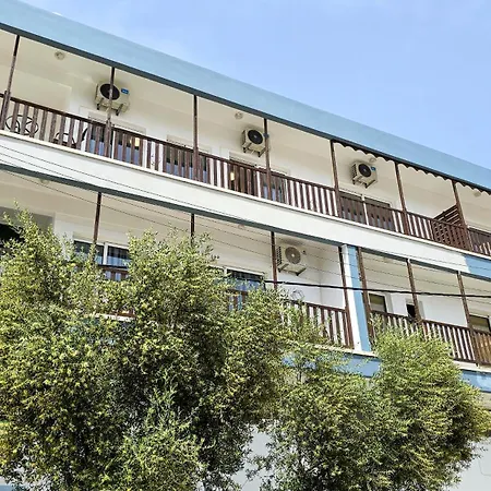 Апартаменты The Urban Heaven, 150m From Chabad Lubavitch
